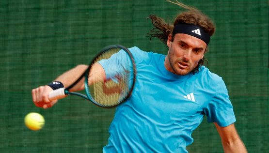 Madrid, un ordinario giovedì di follia: Tsitsipas vince e insulta il padre. Trungelliti accusa il pubblico di razzismo