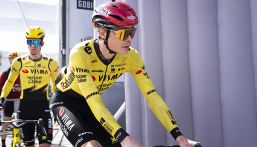 Vingegaard, il team Visma in difficoltà: un ex campione spinge il danese alla Ineos. Una nuova era per il ciclismo?