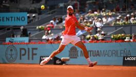 Djokovic, ufficiale il rientro a Madrid: Sinner ancora in dubbio, ma un record storico lo spinge verso la Spagna