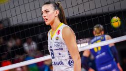 Orro ko in gara 3: titolo appeso a un filo. Milano, Egonu recupera