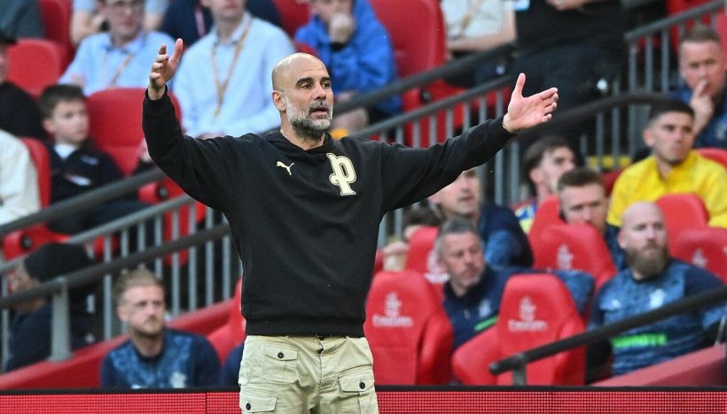 Italia senti Guardiola: il tecnico del Manchester City lancia un indizio sul futuro