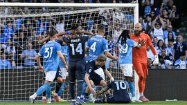 Napoli-Lazio, moviola: niente rosso a Lobotka, il rigore sbagliato e pochi gialli
