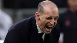 Milan, Allegri scaricato dai tifosi: meglio se va in Nazionale. Le colpe di Max