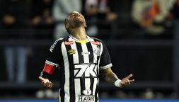 Neymar sotto accusa, Ancelotti riflette: possibile squalifica record per insulti all’arbitro, niente Mondiali