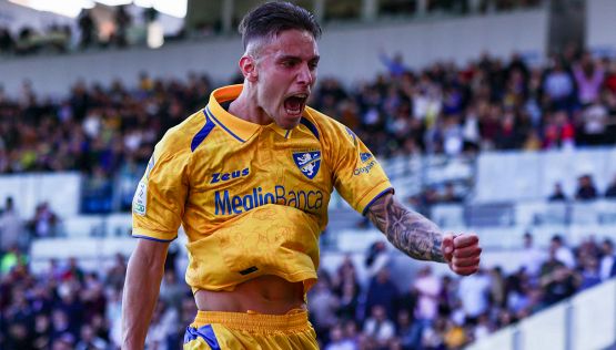 Raimondo gol: chi è l'uomo della provvidenza per la scalata del Frosinone verso la Serie A