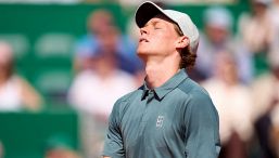 Le pasticche salvano Sinner a Montecarlo con Machac: il calo di Jannik, la paura del fisio e i soliti sospetti