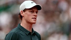Montecarlo, Sinner fa quasi piangere Zverev: Jannik punge Alcaraz, Panatta rovina la cena a Bertolucci