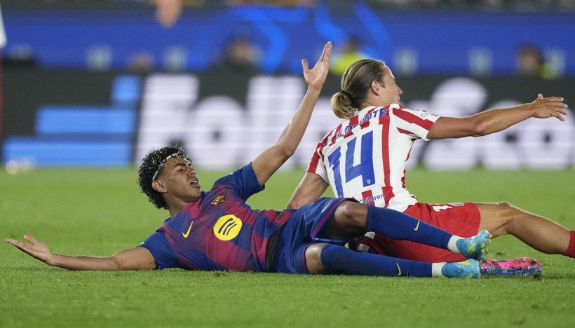 Barcellona-Atletico Madrid, moviola: L’arbitro fa infuriare gli azulgrana, un giallo diventa rosso, mani in area non punito