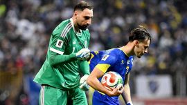 Bufera su Donnarumma, Costacurta lo bacchetta: “Non fa il bene dell’Italia”. Dalla Bosnia: “Gesto vergognoso”