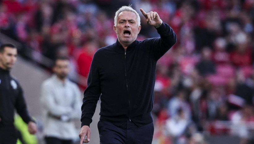 Mourinho, addio al Benfica dopo l’ultima sfuriata: c’è l’Italia nel suo futuro, la volontà di Jorge Mendes