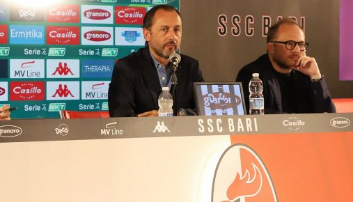 Bari contro De Laurentiis: bombe carta al Partenio, tifosi scatenati sul web