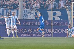 Union Brescia-Salernitana, Crespi trascina Corini in finale playoff sotto gli occhi di Tonali. Male Anastasio