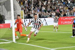 Serie C, Catania per la missione disperata con la spinta del Massimino. L'Ascoli vuole riconfermarsi