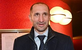 Juventus, da Arthur a Openda quasi un miliardo in fumo: Comolli primo imputato, Elkann ora punta su Chiellini