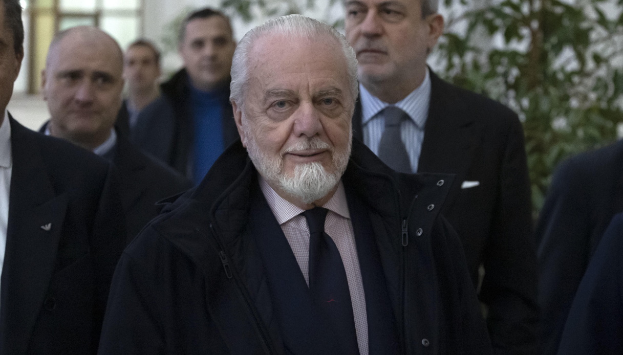 https://wips.plug.it/cips/sport.virgilio.it/cms/2026/05/de-laurentiis.jpg