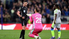 Donnarumma spacca i tifosi del Manchester City: il gesto che ha stufato, il difetto cronico e la polemica social