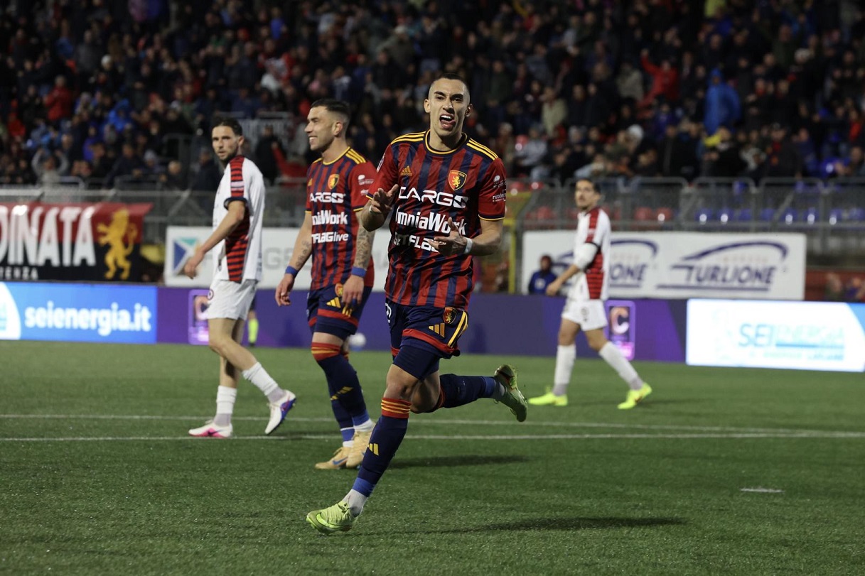 Erradi del Potenza festeggia dopo un gol (LPS)