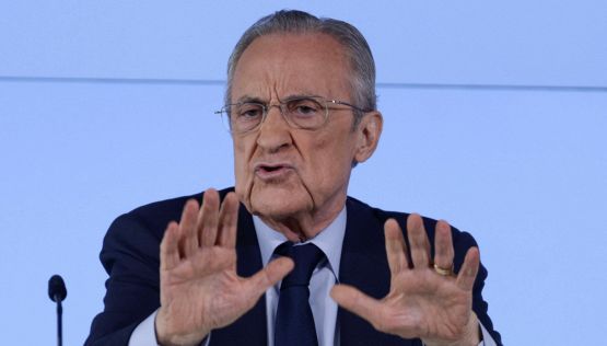 Real Madrid, gli arbitri dichiarano guerra a Florentino Perez. Mbappé fuori controllo: scontro con Arbeloa