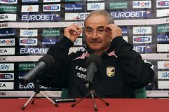 Palermo-Catanzaro, Bortolo Mutti in esclusiva: “Possono ribaltarla, non è impossibile”. E lancia un messaggio ai tifosi