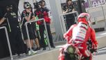 Pace tra Rossi e Marquez, Marc fa il primo passo e Marini si prende le libere a Le Mans. Male Bagnaia e Bezzecchi