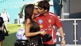 Alexandra Leclerc risponde agli haters, mogli e fidanzate sminuite: la gaffe di Amadeus e la polemica di Sainz