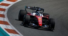 Miami, libere: Leclerc è un fulmine e il team radio svela il pit stop al bagno. Hamilton 4°, Antonelli 5°