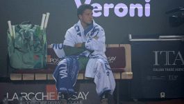 Darderi-Jodar, il fumo dell’Olimpico manda in tilt il sistema: match sospeso. Il calcio si prende la rivincita