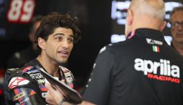 Aprilia, domenica nervosa a Barcellona: cadute, liti e Martin va quasi alle mani. Bezzecchi: "Ottenuto il massimo nella sofferenza"