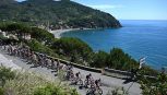 LIVE Giro d'Italia 2026 tappa 11 oggi Porcari-Chiavari in diretta, Bais primo al GPM, la fuga prosegue