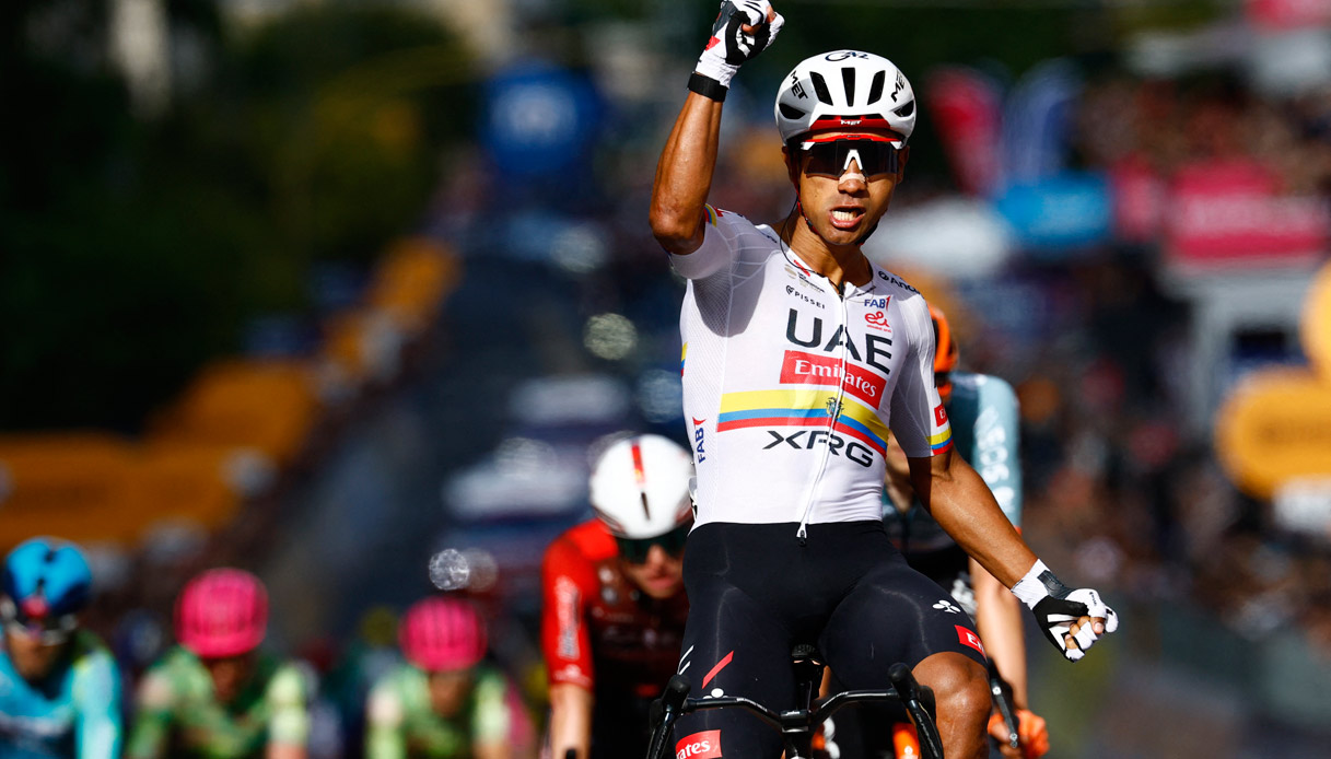 https://wips.plug.it/cips/sport.virgilio.it/cms/2026/05/giro4.jpg