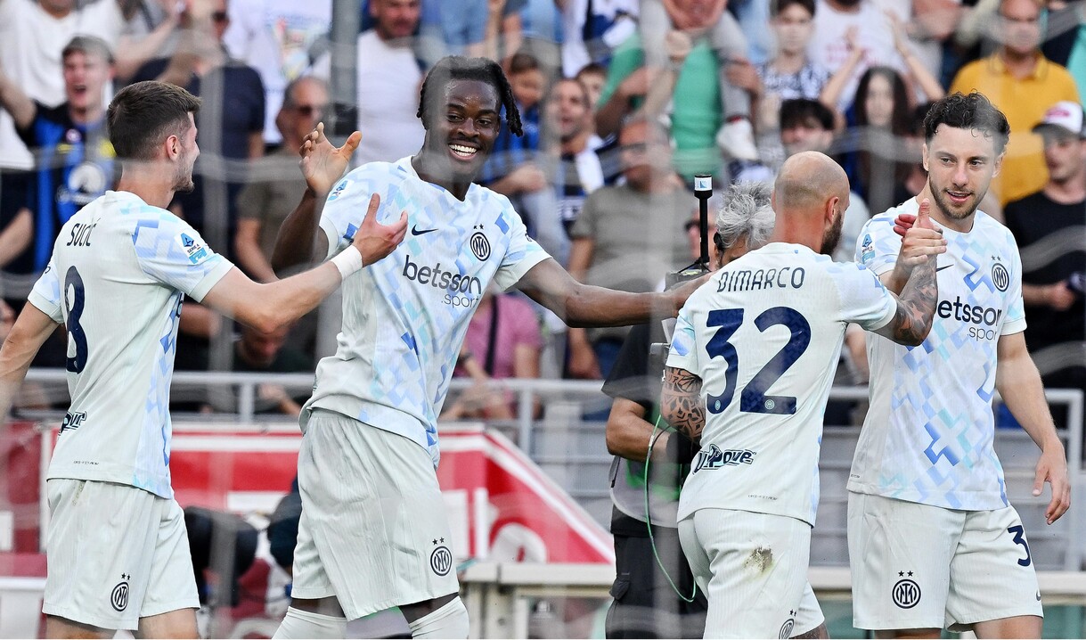 https://wips.plug.it/cips/sport.virgilio.it/cms/2026/05/inter-campione-di-italia-le-possibili-combinazioni.jpeg