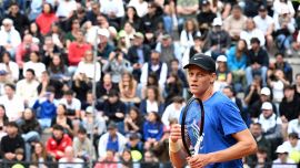 Sinner, l’allenamento vista quarti e il bel gesto per Ruud e Khachanov. Rublev: “Jannik si avvicina alla sconfitta”