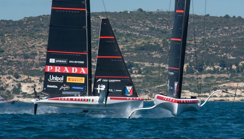 Regate preliminari di Louis Vuitton Cup, che sorpresa: Luna Rossa veloce, ma col team secondario (Burling, debutto choc)