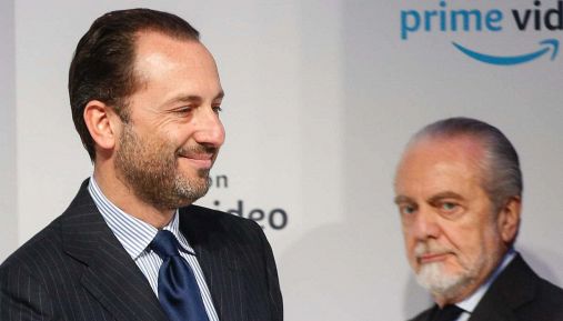 Bari, l’ultima speranza si chiama ripescaggio: il silenzio di De Laurentiis preoccupa e Decaro si arrabbia