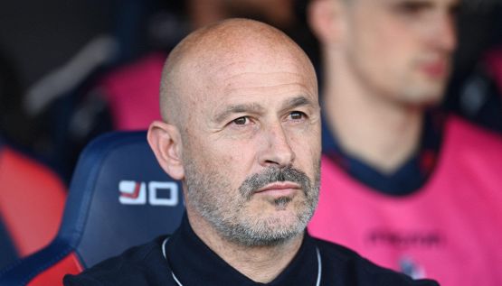 Napoli, Italiano sorpassa Allegri: il destino del tecnico si decide a Roma. Intanto Manna prepara il primo regalo