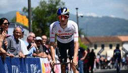 “Lasciatemi qui”, il terribile messaggio di Pellizzari: il ciclismo italiano ha un problema...il Giro anche di più