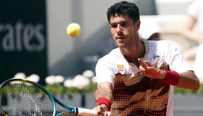 Polemica al Roland Garros, Vallejo condanna il pubblico e poi scade nel sessismo: “Meglio essere arbitrati da un uomo”