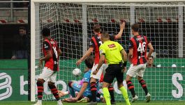 Milan-Cagliari, moviola: dubbi sul gol sardo, le proteste dei rossoneri