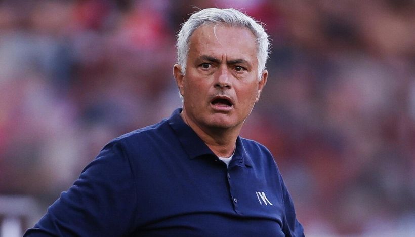 Mourinho, svolta sul futuro dello Special One: le mosse di Real Madrid e Benfica