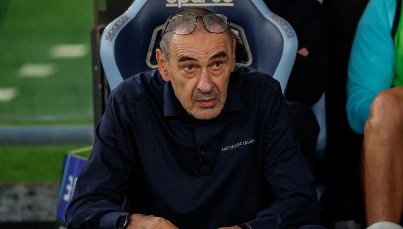 Lazio, da Sarri segnali di addio, nuove accuse al club. La gaffe di Costacurta