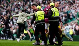 Celtic, il titolo della vergogna: calci e pugni ai giocatori dell’Hearts a fine gara, la denuncia