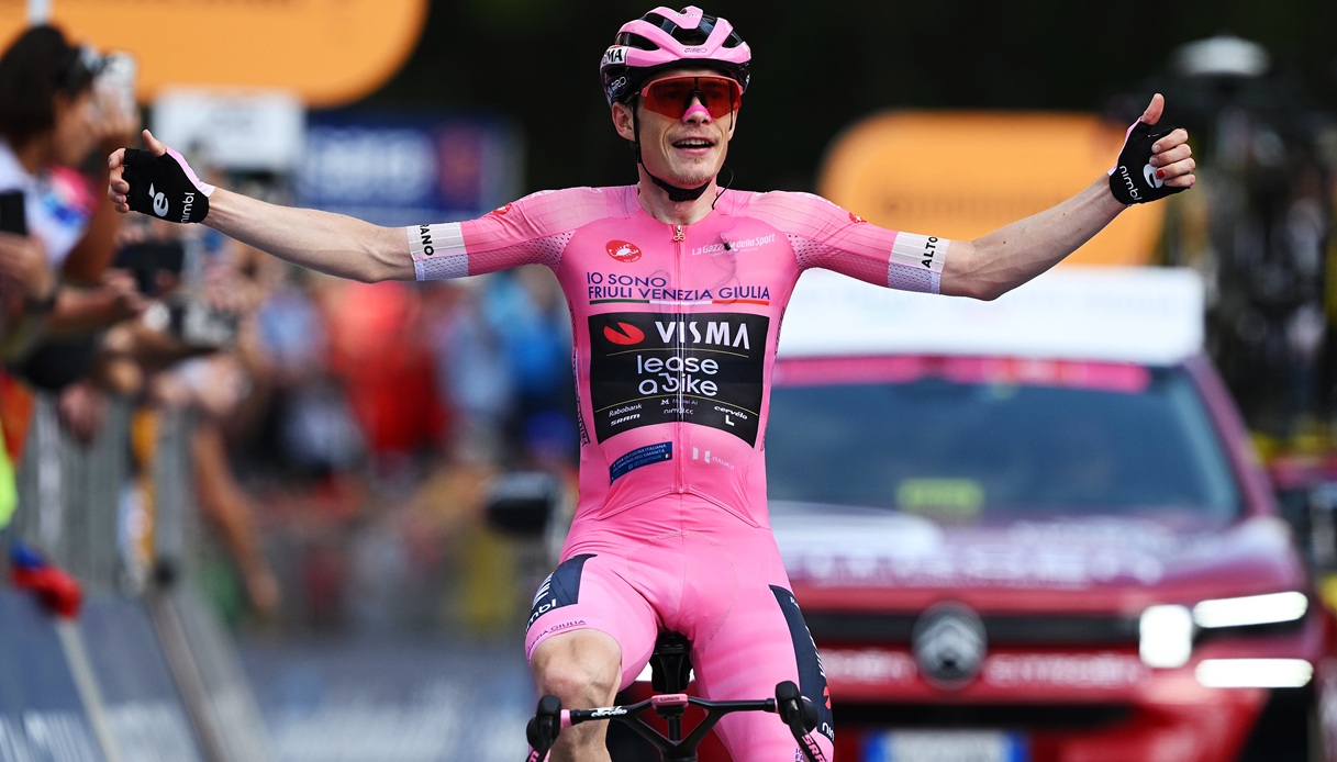 https://wips.plug.it/cips/sport.virgilio.it/cms/2026/05/vingegaard-7.jpg