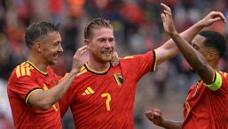 Napoli, De Bruyne zittisce Conte: gran gol col Belgio, la speranza di Allegri, ma il futuro resta un'incognita