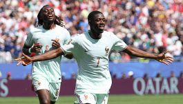 Francia, Dembelé schianta la Norvegia, Maignan para un rigore ma è polemica per l’omaggio negato a Deschamps