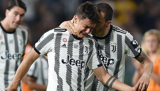 La Juventus può inserirsi tra Dybala e la Roma, ma solo a queste condizioni: rinnovo e ingaggio dopo il caso Vlahovic