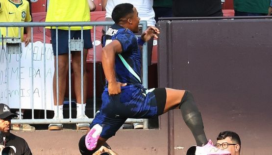 Il Brasile batte l'Egitto ma soffre e perde Wesley: esce in lacrime e rischia i Mondiali. Quanti dubbi per Ancelotti
