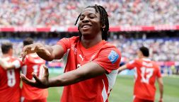 Mondiali, in Svizzera-Bosnia succede di tutto: Muharemovic imita Bastoni, rovesciata di Ndoye, Manzambi e Vargas show