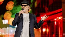 Francesco De Gregori sa anche schierarsi, per chi tifa il Principe della canzone mentre impazza la polemica su Gaza