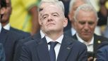 I Mondiali extralarge di Infantino sono la fiera del biscotto: un solo rimedio possibile (e va bene all'Italia)