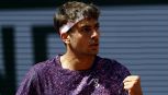 Cobolli ai quarti! Svajda si schianta e Flavio lo soccorre: sfogo di Ruud contro gli sponsor del Roland Garros